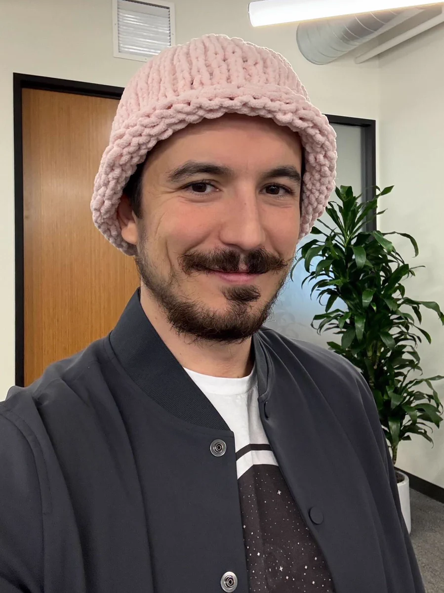 Vlad wif hat